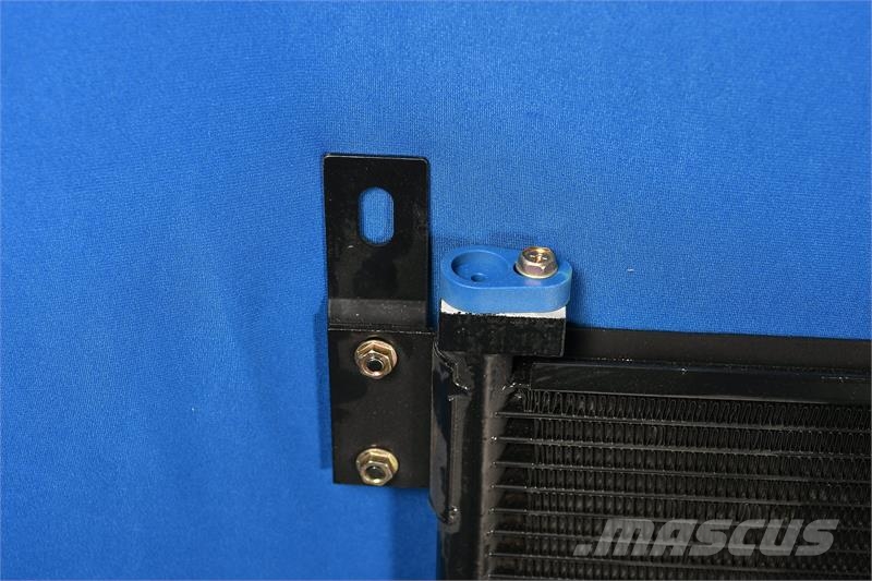 Kenworth T-2000 AC Condenser # 604766 Jäähdyttimet