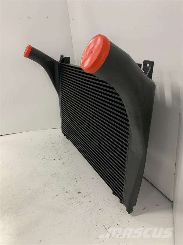 Kenworth T-2000 Charge Air Cooler # 604180 Jäähdyttimet