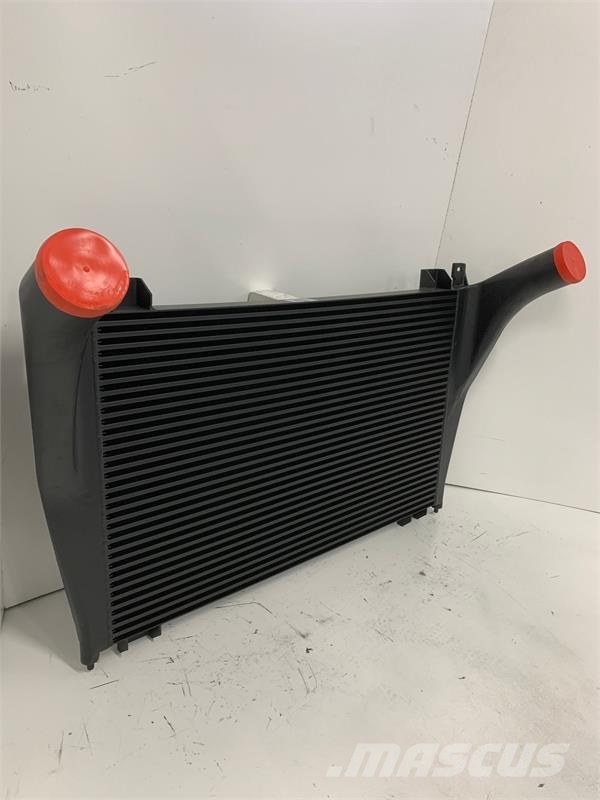 Kenworth T-2000 Charge Air Cooler # 604180 Jäähdyttimet