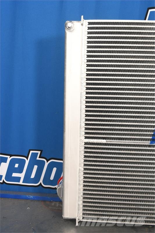 Kenworth T-3 Radiator # 604622 Radiatoren