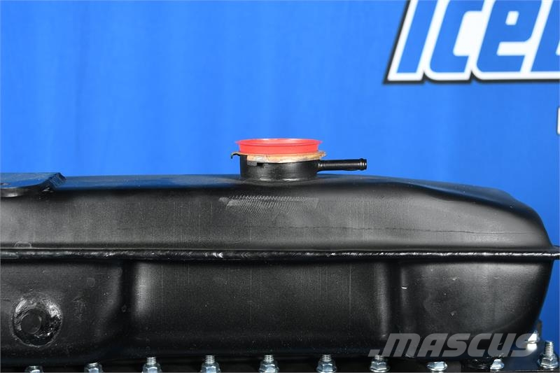 Kenworth T-600 / T-800 Radiator # 604092 Chłodnice