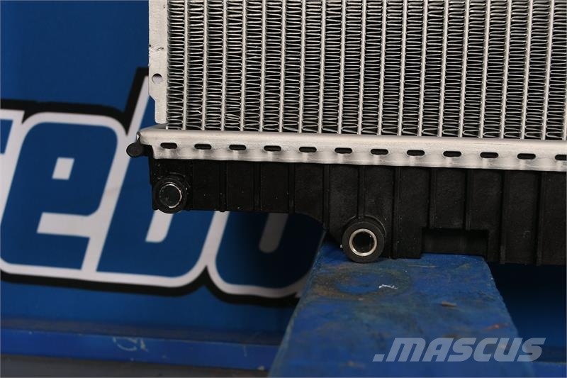 Kenworth T-800,386,587EXHD,T2000 Radiator # 604069 Радіатори