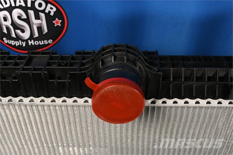 Kenworth T-800,386,587EXHD,T2000 Radiator # 604069 Радіатори