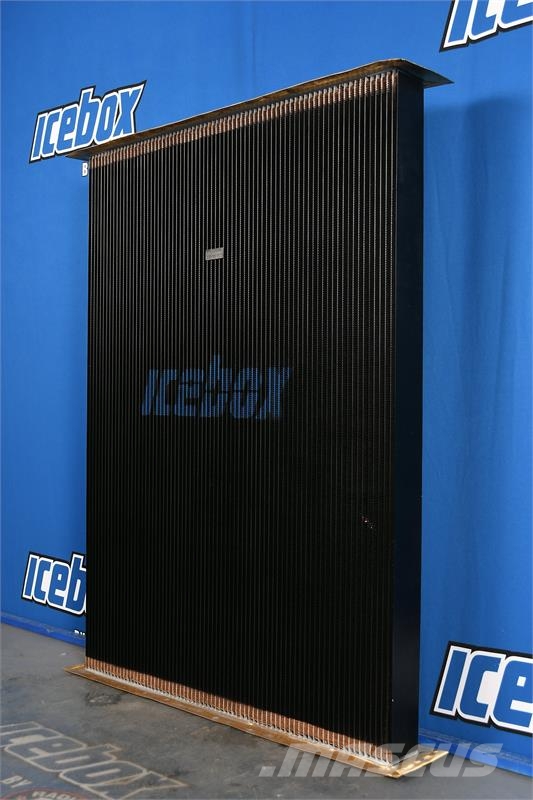 Kenworth T-800 Widenose Radiator Core # 604696 Radiatorer