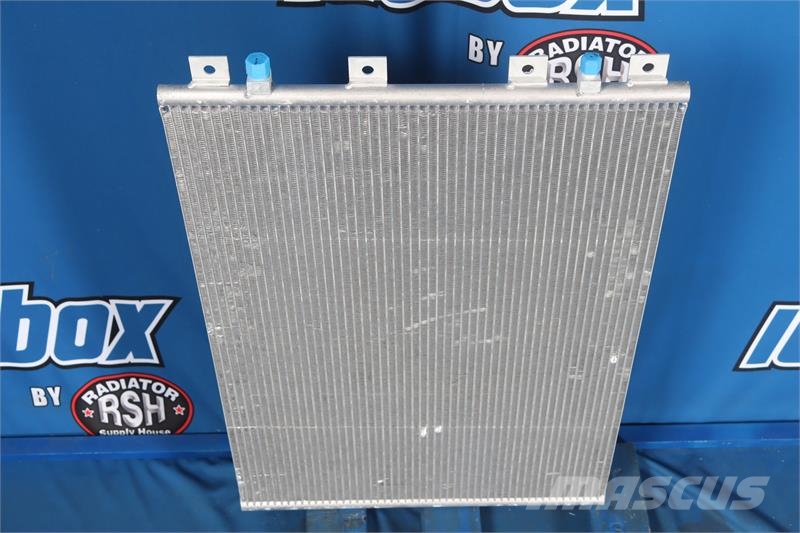 Kenworth T-800B AC Condenser # 604552 Radiadores