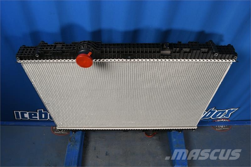 Kenworth T200,T300,T170,270,370 Radiator # 604078 Jäähdyttimet
