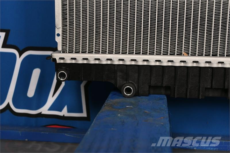 Kenworth T200,T300,T170,270,370 Radiator # 604078 Jäähdyttimet