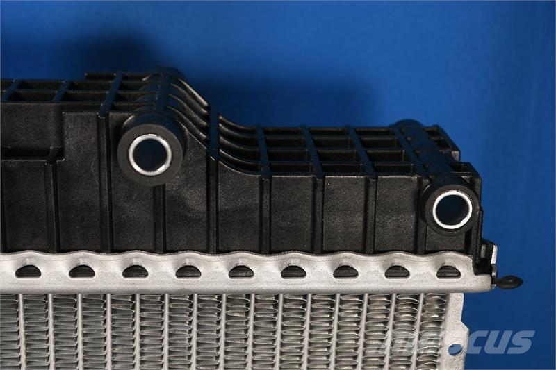 Kenworth T200,T300,T170,270,370 Radiator # 604078 Jäähdyttimet