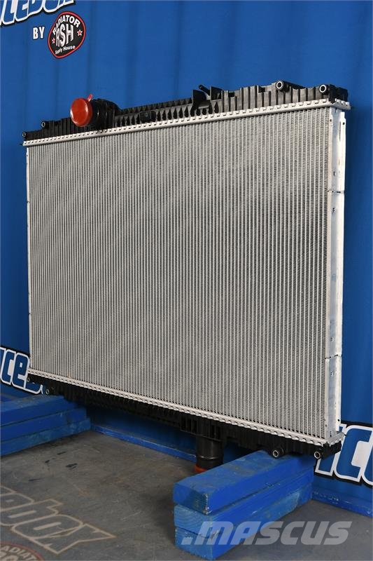 Kenworth T200,T300,T170,270,370 Radiator # 604078 Jäähdyttimet