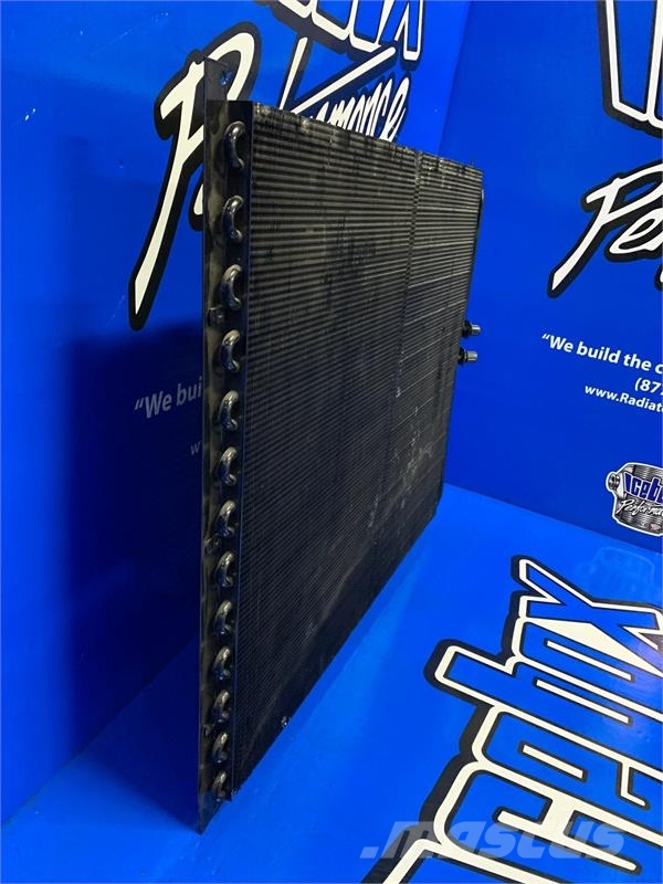 Kenworth T600 A Model AC Condenser # 604669 Радіатори