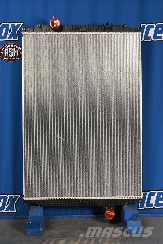 Kenworth T660 / W900 / W900B2 / T800H Radiator # 604075 Радіатори