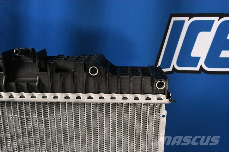 Kenworth T660 / W900 / W900B2 / T800H Radiator # 604075 Радіатори
