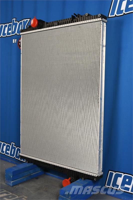 Kenworth T660 / W900 / W900B2 Radiator # 604062 Radiators