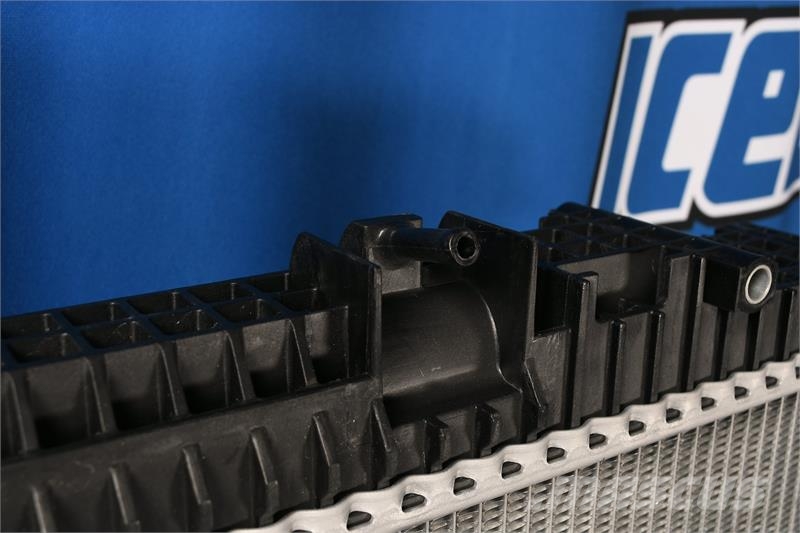 Kenworth T660 / W900 / W900B2 / T800H Radiator # 604075 Радіатори