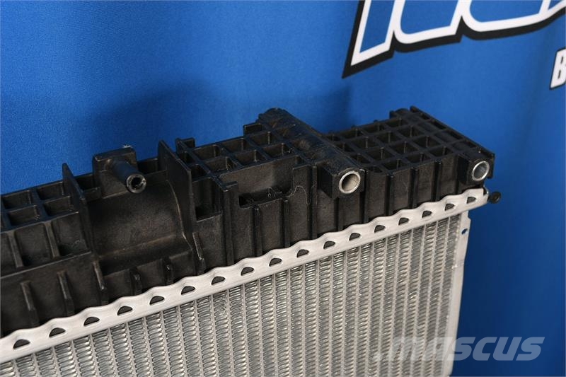 Kenworth T660 / W900 / W900B2 Radiator # 604062 Radiators