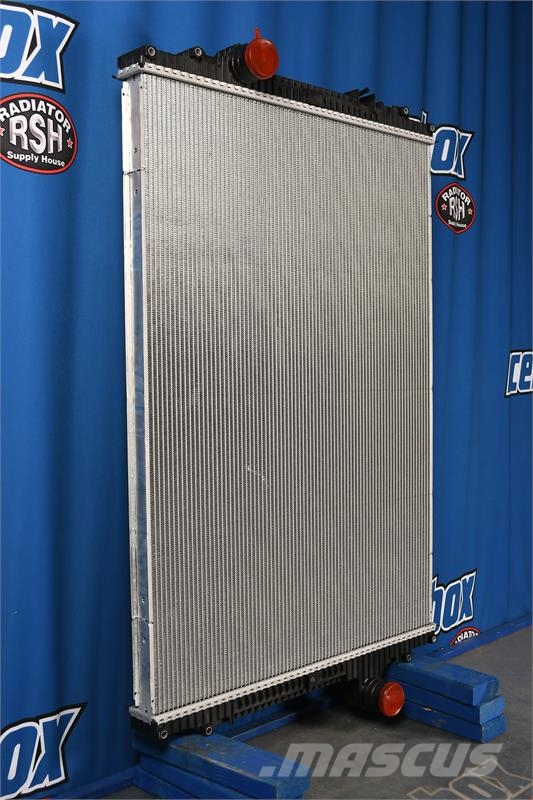 Kenworth T660 / W900 / W900B2 / T800H Radiator # 604075 Радіатори