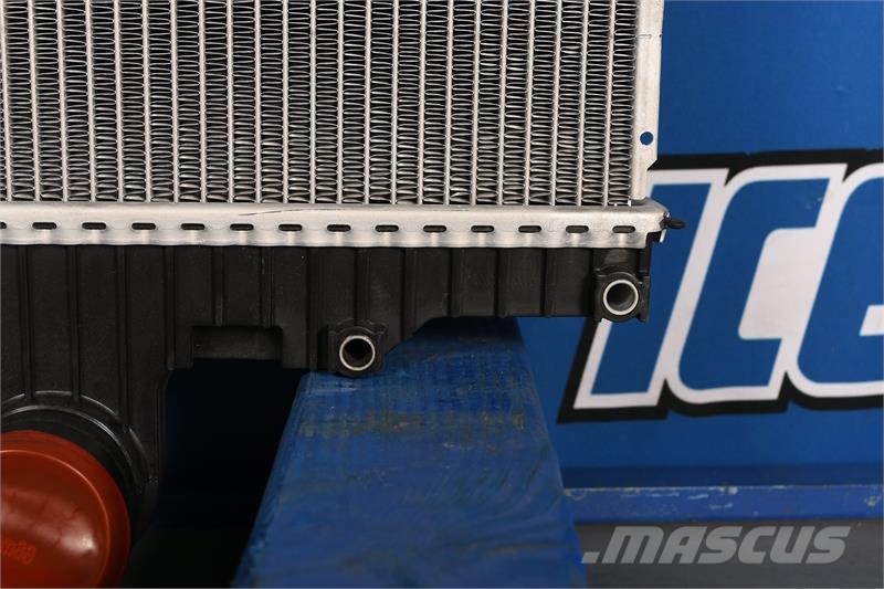 Kenworth T660 / W900 / W900B2 / T800H Radiator # 604075 Радіатори