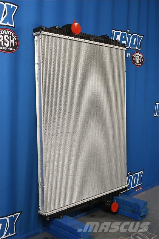 Kenworth T660 / W900 / W900B2 Radiator # 604062 Radiators