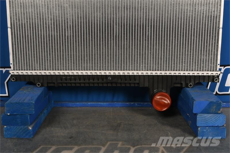 Kenworth T660 / W900 / W900B2 / T800H Radiator # 604075 Радіатори
