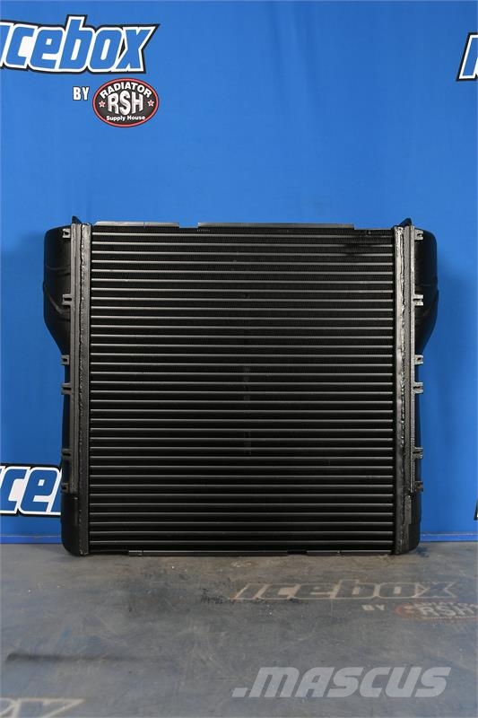 Kenworth T660 / W900L Charge Air Cooler # 604150 Радіатори
