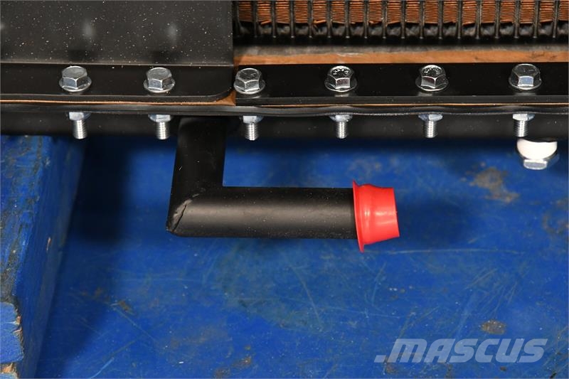 Kenworth T800, T600, W900 Radiator # 604026 Jäähdyttimet