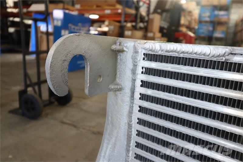 Kenworth T800W, T800B Charge Air Cooler # 604769 Jäähdyttimet