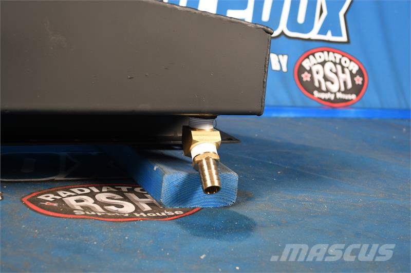 Kenworth Top Tank # 604729 Radiadores