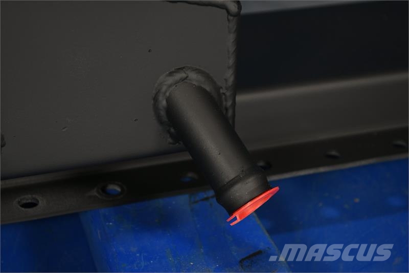 Kenworth Top Tank # 604715 Radiators