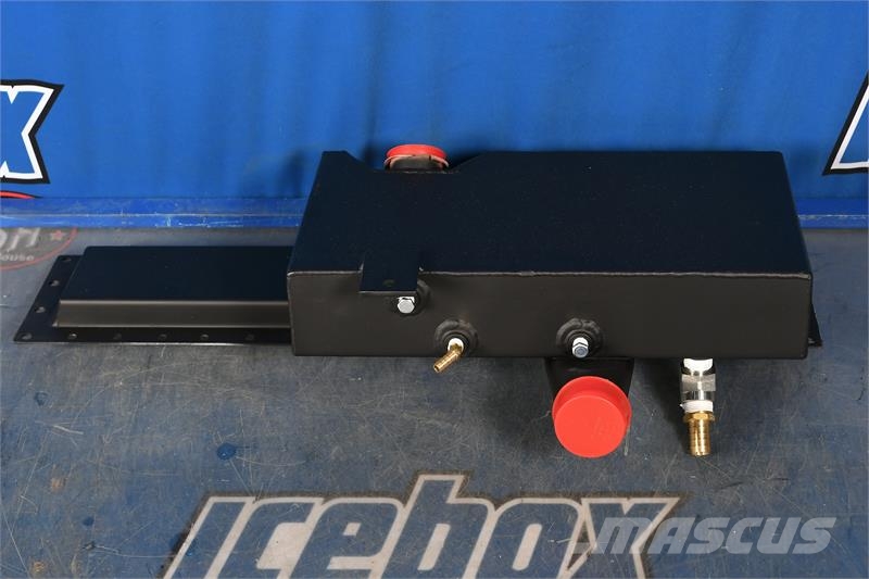 Kenworth Top Tank # 604721 Jäähdyttimet