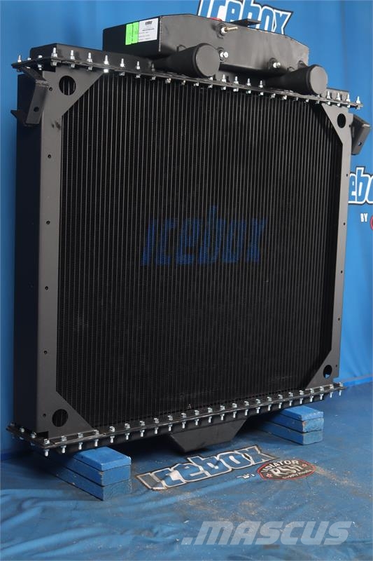 Kenworth W-900 A/B Radiator # 604015 Jäähdyttimet