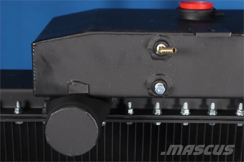 Kenworth W-900 A/B Radiator # 604015 Jäähdyttimet