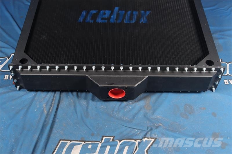 Kenworth W-900 A/B Radiator # 604015 Jäähdyttimet