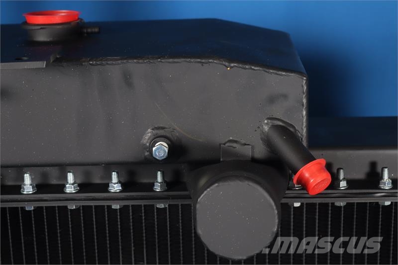 Kenworth W-900 A/B Radiator # 604015 Jäähdyttimet