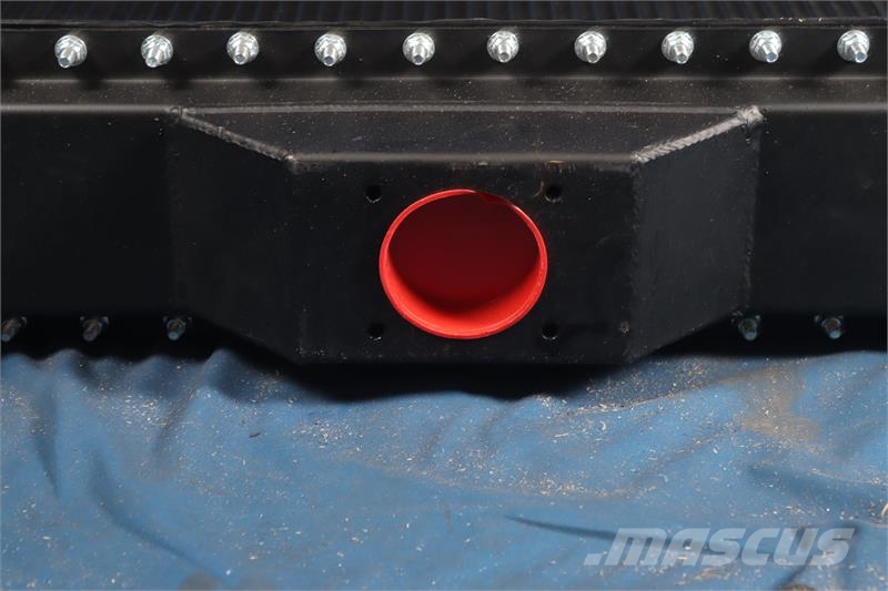 Kenworth W-900 A/B Radiator # 604015 Jäähdyttimet