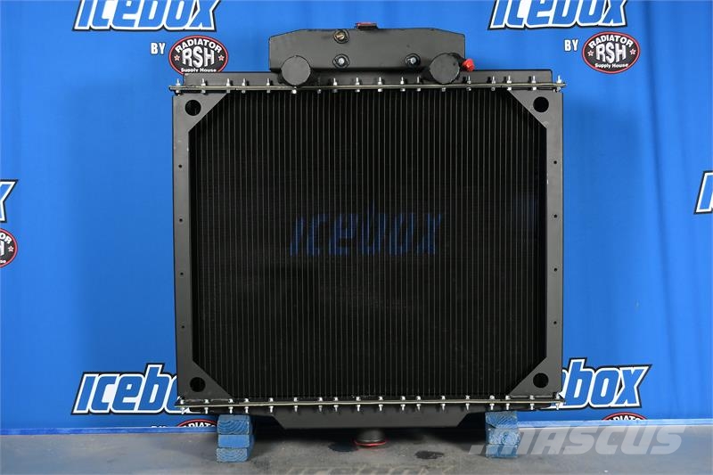 Kenworth W900 Radiator # 604081 Jäähdyttimet