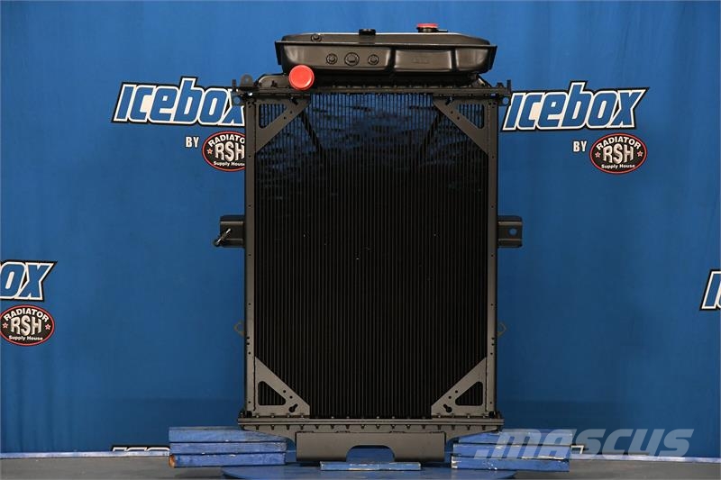 Kenworth W900L Radiator # 604037 Jäähdyttimet