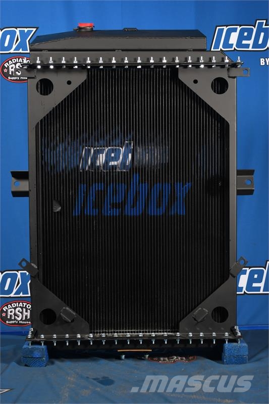 Kenworth W900L Radiator # 604038 Jäähdyttimet