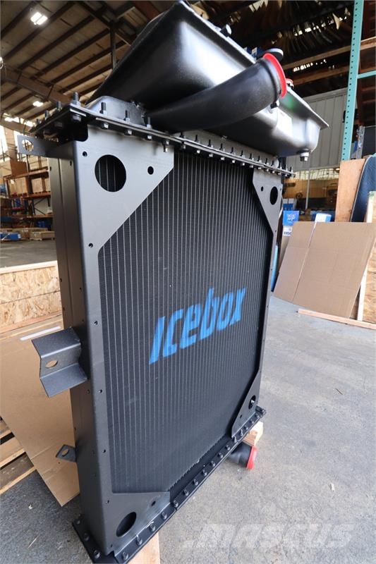 Kenworth W900L, T600, T800 Radiator # 604033 Radiators