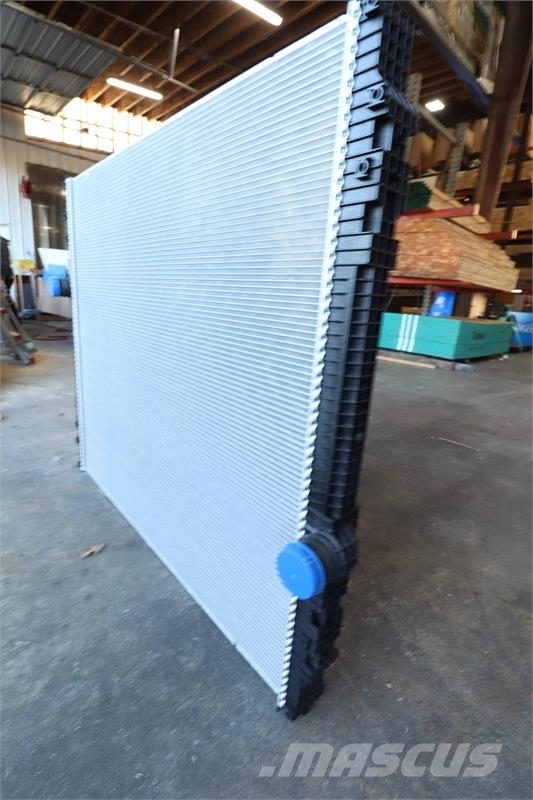 Kenworth Water Truck Oil Cooler # 604158 Radiators