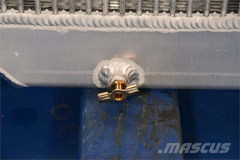 Kobelco 180, 150 Radiator # 927507 Radiadores
