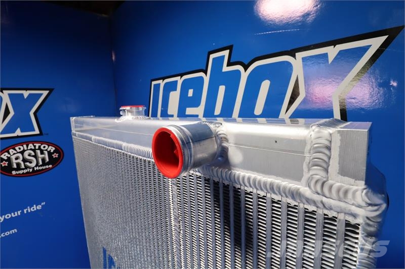 Komatsu CD110R-2 Radiator # 930276 Radiadores