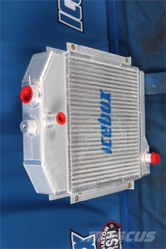 Komatsu D21A Radiator # 930019 Radiadores