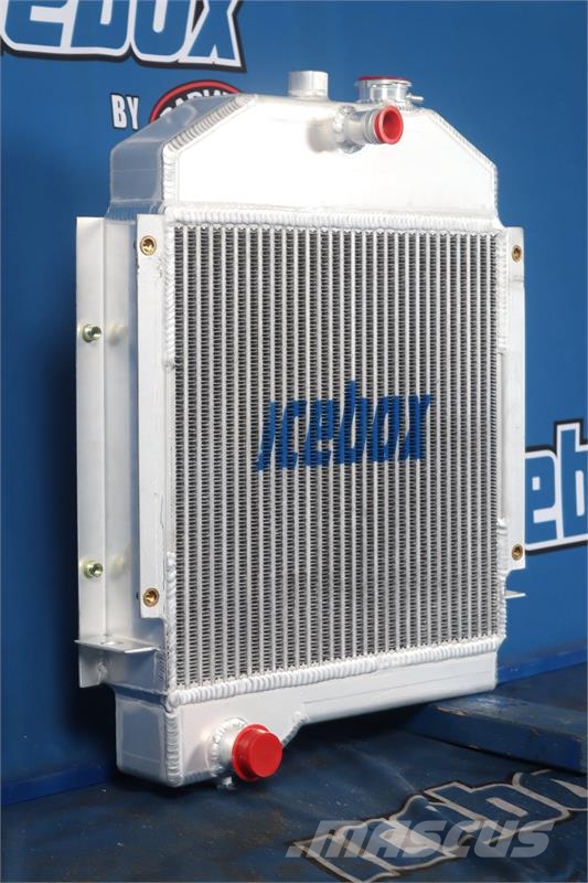 Komatsu D21A Radiator # 930019 Radiadores