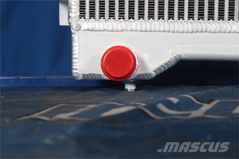 Komatsu D21A Radiator # 930019 Radiadores