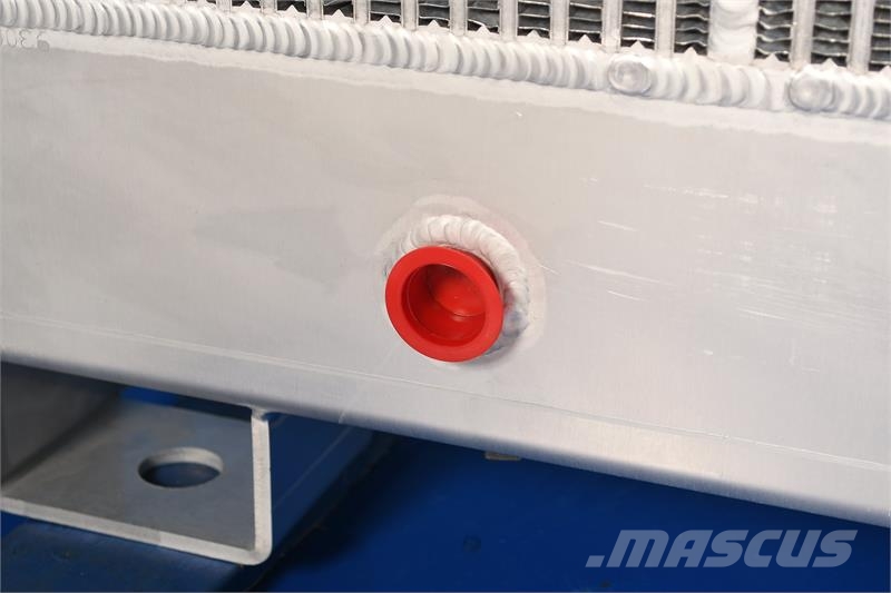 Komatsu D65PX-12, D65 Radiator # 930029 Radiadores