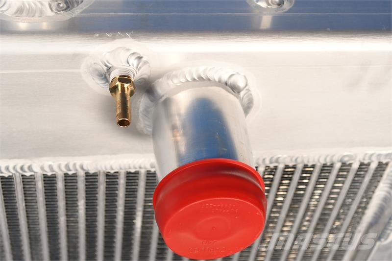 Komatsu D65PX-12, D65 Radiator # 930029 Radiadores