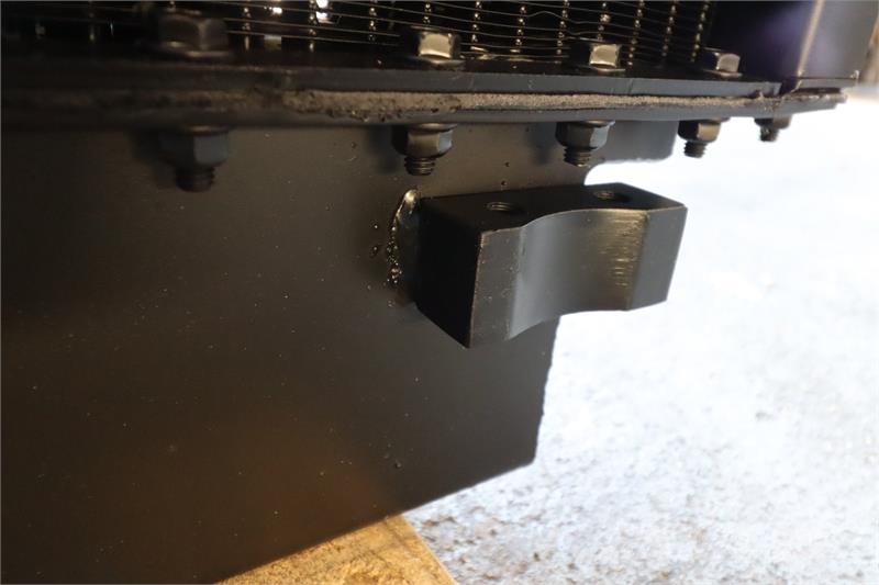 Komatsu D68E Radiator # 930207 Radiateurs