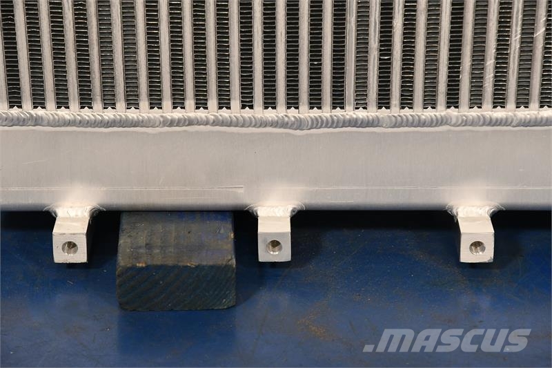 Komatsu HM400 Charge Air Cooler # 930253 Radiatoren