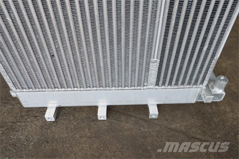 Komatsu HM400 Charge Air Cooler # 930253 Radiadores