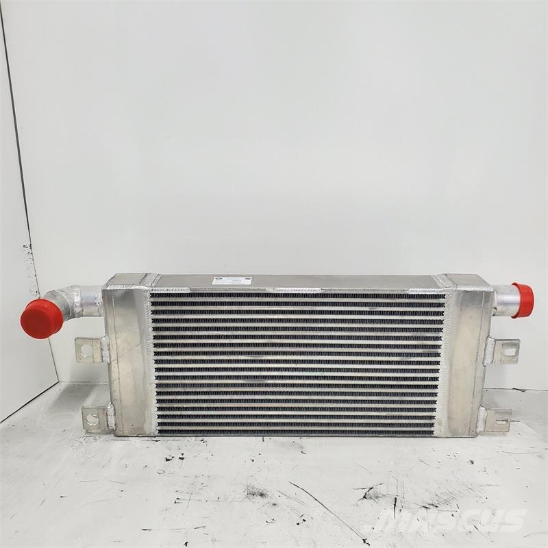 Komatsu PC Series Charge Air Cooler # 930013 Radiadores